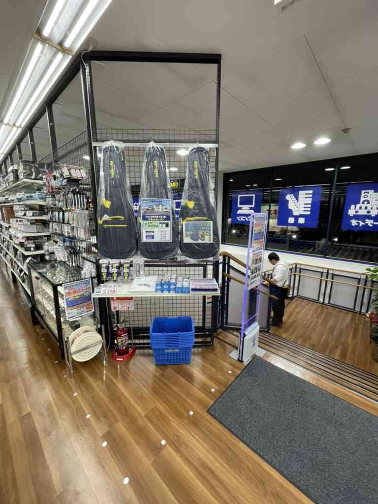 ハードオフ三鷹深大寺店